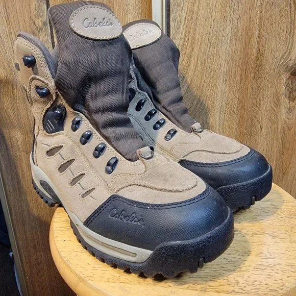 Cabela display picture 3
